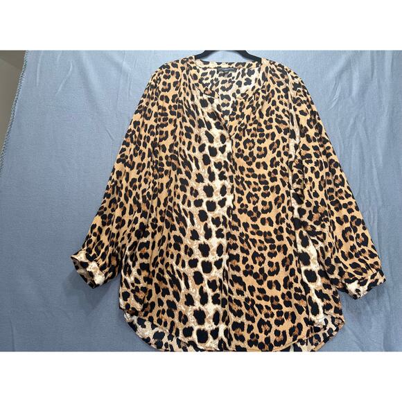 Signature Studio Leopard animal Print tunic blouse button cuff v-neck women 2X - Picture 1 of 4